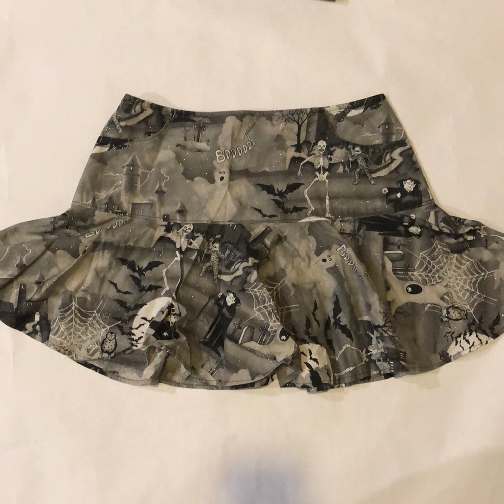 Halloween design black, gray & sparkle skirt with pockets Child Medium / Large